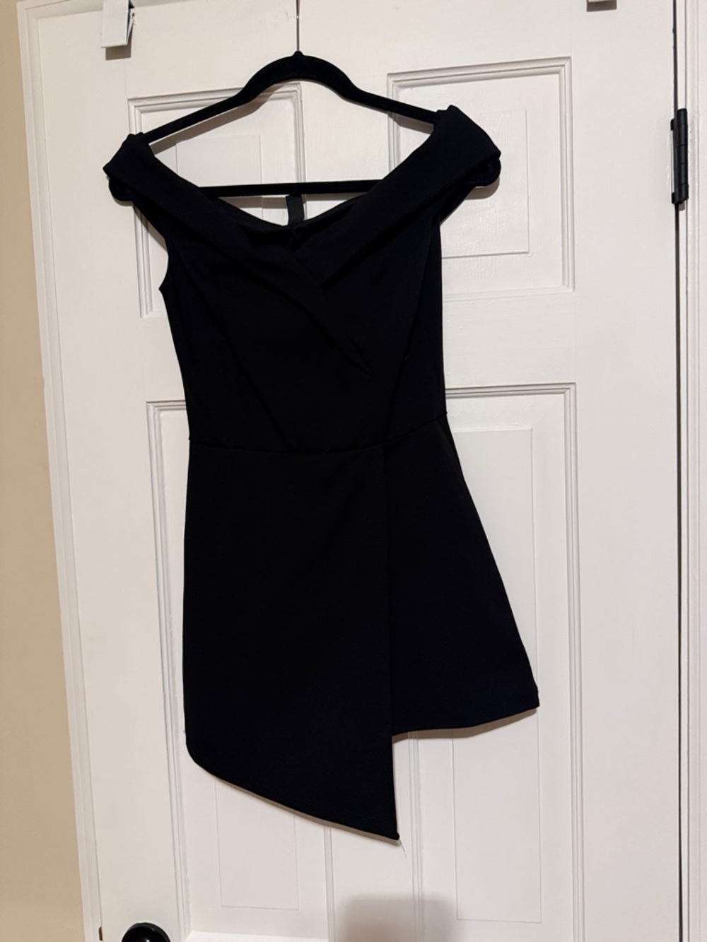 Black Off-Shoulder Asymmetric Hem Dress
